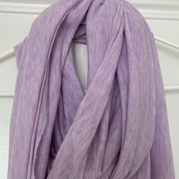 Banana Republic lavender scarf - Picture 9 of 15